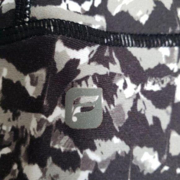 Fabletics Mid-Rise PowerHold® Leggings - Picture 6 of 6